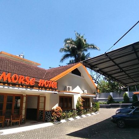 Morse Guest House Malang Exteriér fotografie